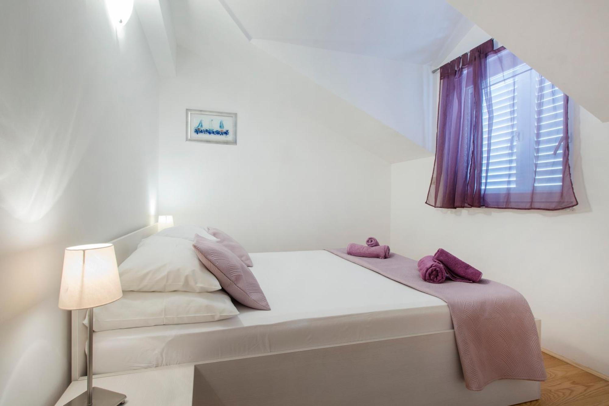 Apartmani Gnjidic Srima Eksteriør billede
