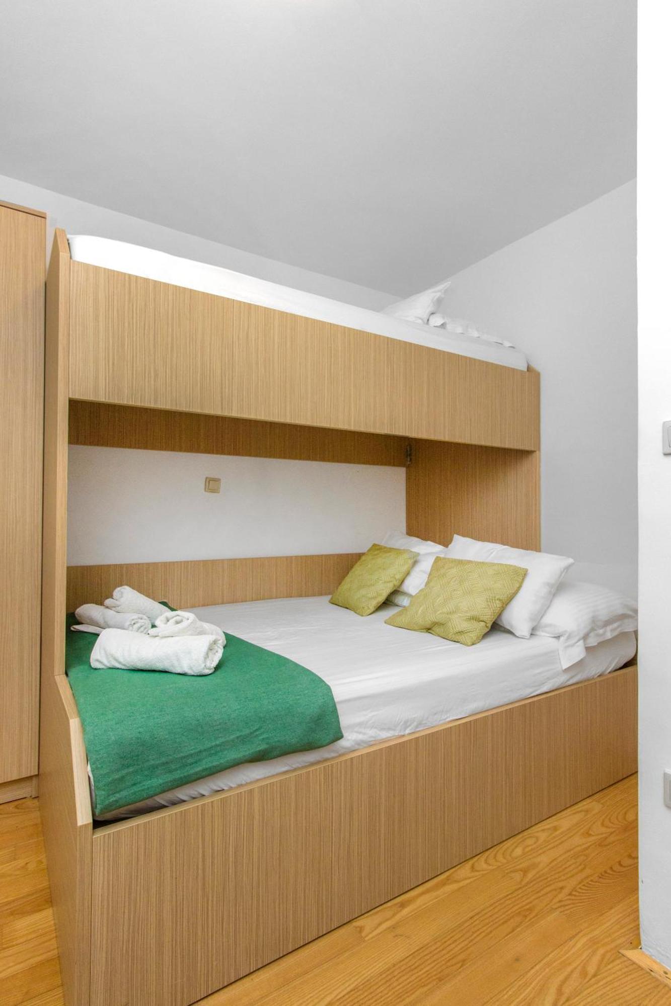 Apartmani Gnjidic Srima Eksteriør billede